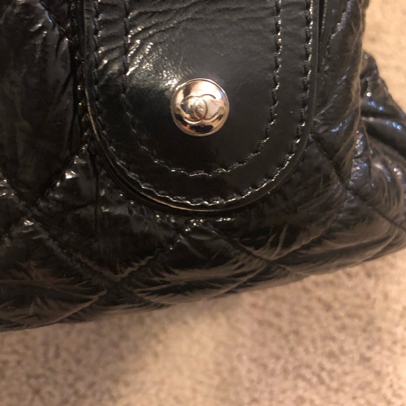 Chanel Aged Calfskin Leather Shoulder Bag - Picture 8 of 8